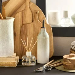 Amber Musk Diffuser - Aroma Lab Candles & Candle Stick Holders