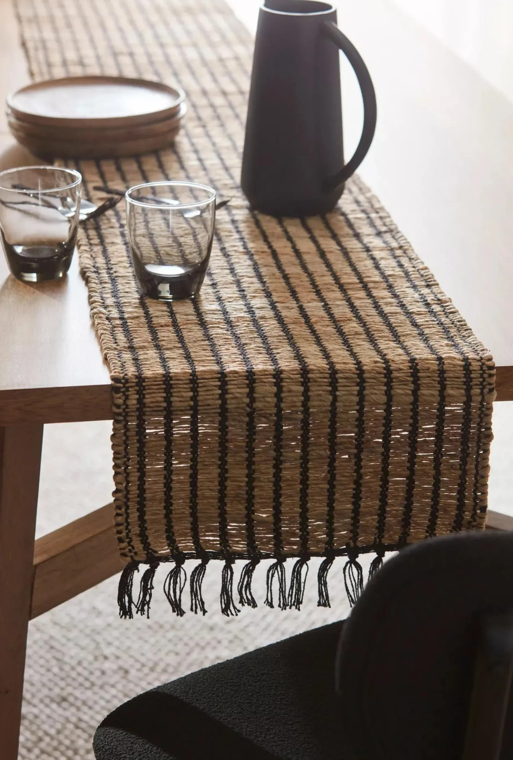 Best Black & Natural Table Runner Dinnerware|Tablecloths & Placemats