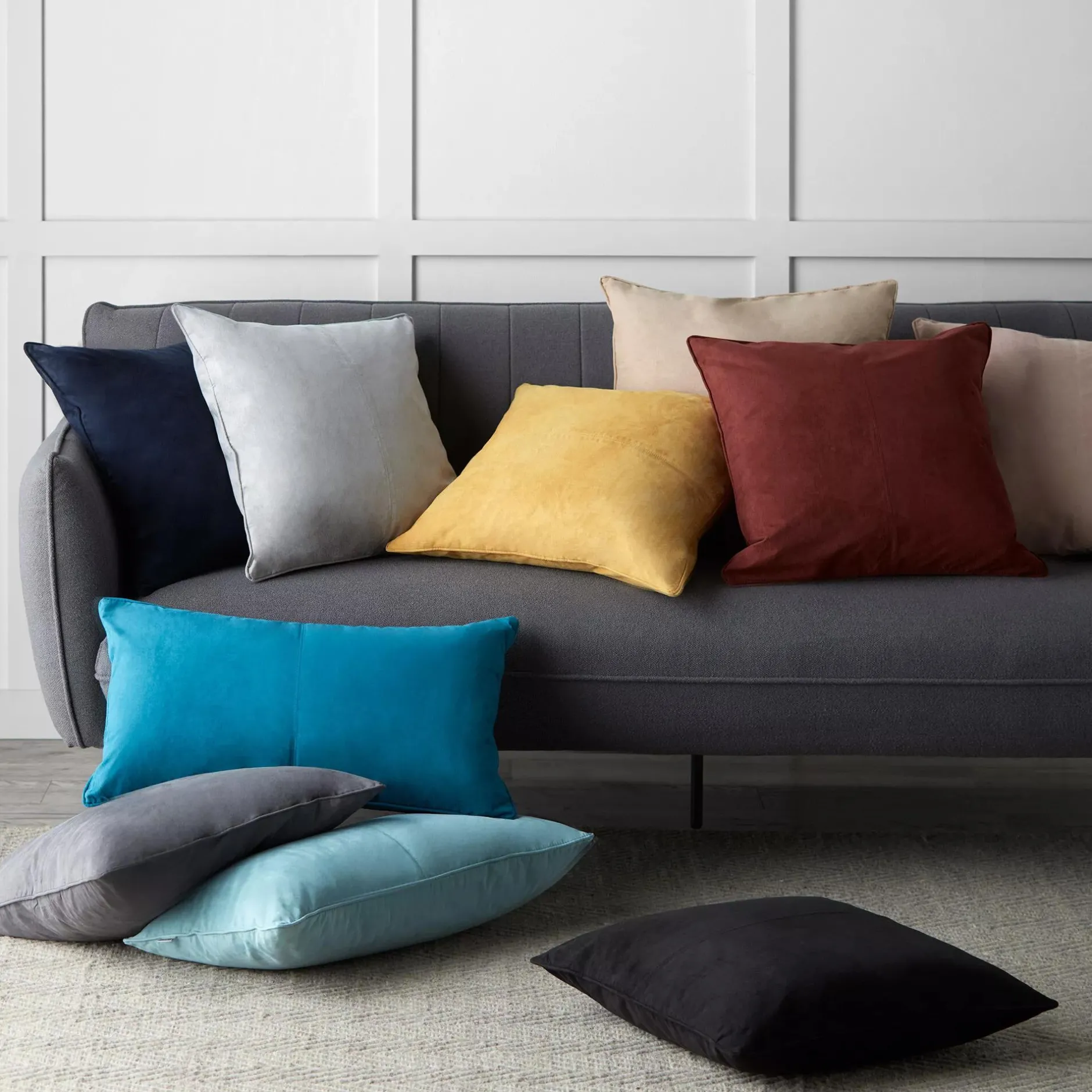 Sale Black Clifford Decorative Pillow Decorative Throw Pillows