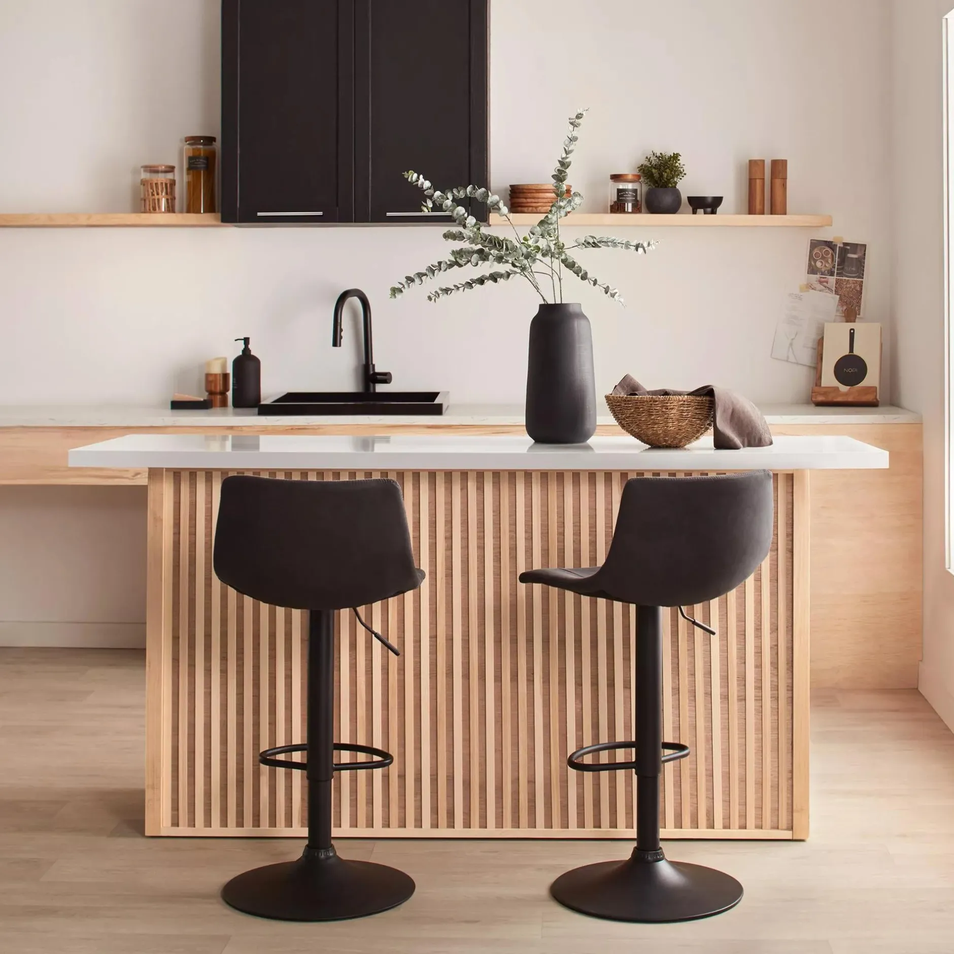 Online Black Textured Faux Leather & Metal Adjustable Bar Stool Furniture Accessories|Bar & Counter Stools