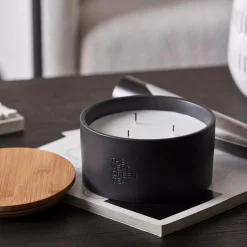 Hot Green Tea Candle with Wooden Lid Candles & Candle Stick Holders