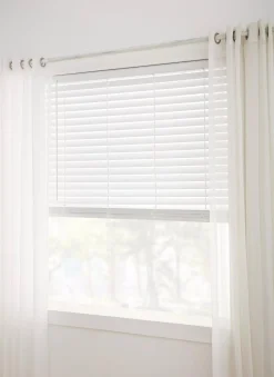 Online Cordless Faux Wood Blinds - Easy Lift & Tilt Window Blinds & Shades