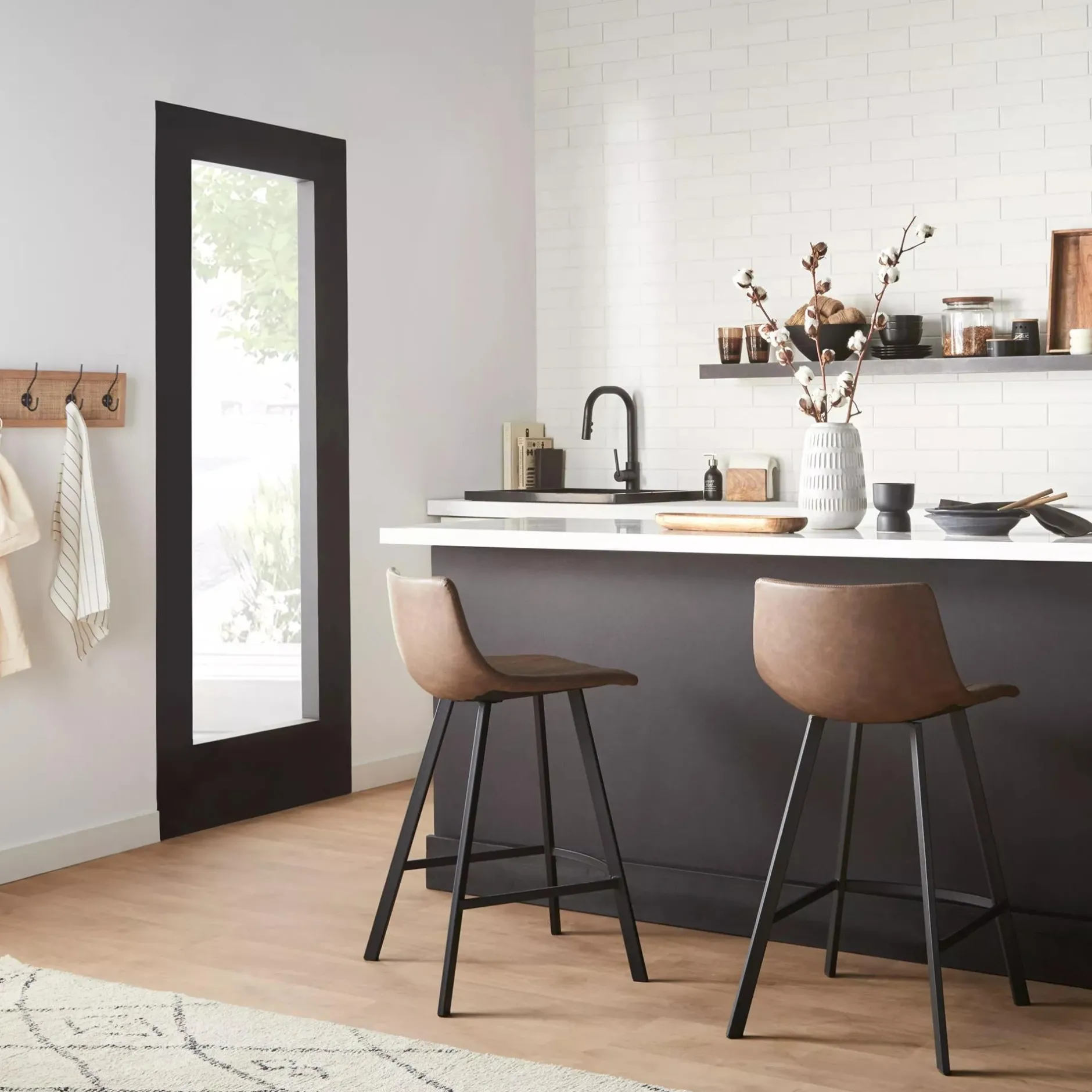 Discount Faux Leather and Metal Bar Stool Furniture Accessories|Bar & Counter Stools