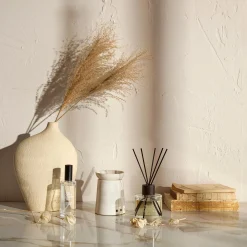 Hot Green Tea Reed Diffuser Candles & Candle Stick Holders