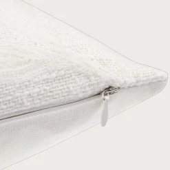 Ivie Decorative Pillow Decorative Throw Pillows