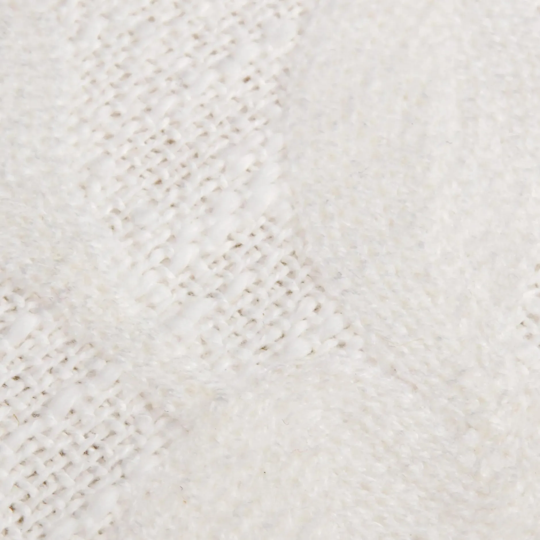 Ivie Decorative Pillow Decorative Throw Pillows