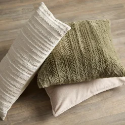 Clearance Off White Set of 2 Ellyn Decorative Pillow Decorative Throw Pillows