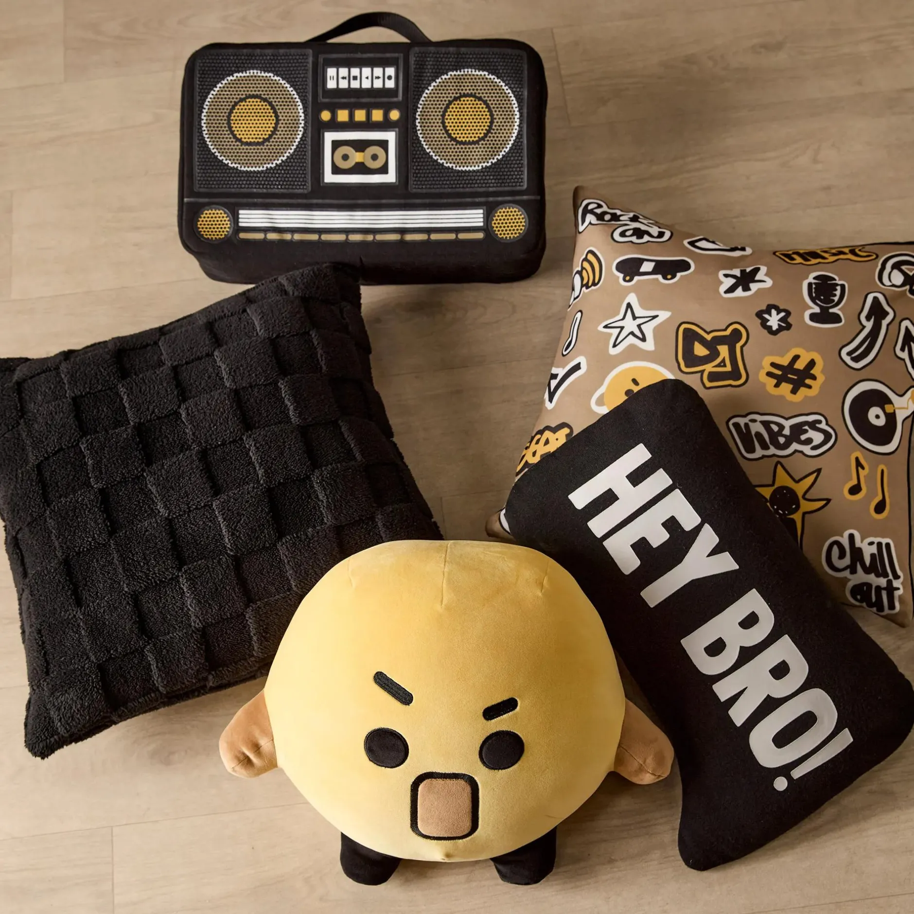 Online Raya Decorative Pillow Junior Throw Pillows