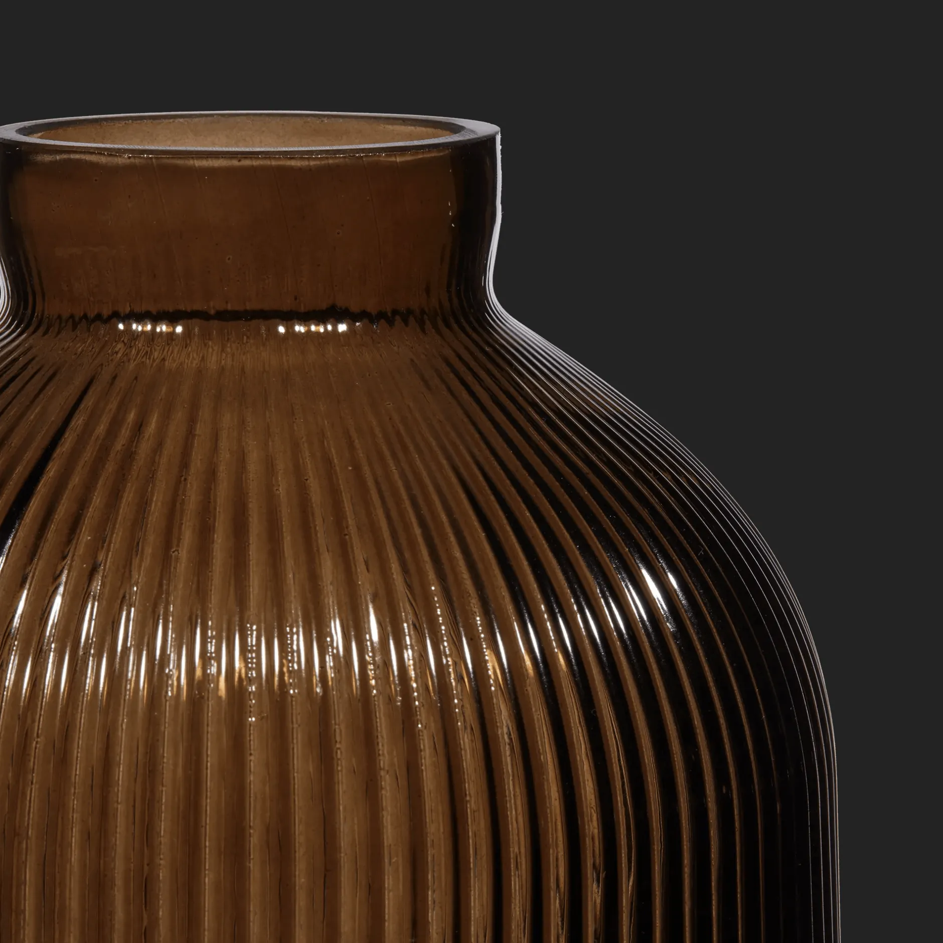 Clearance Ribbed Glass Table Vase Modern Decorative Vases|Home Decorative Items & Objects