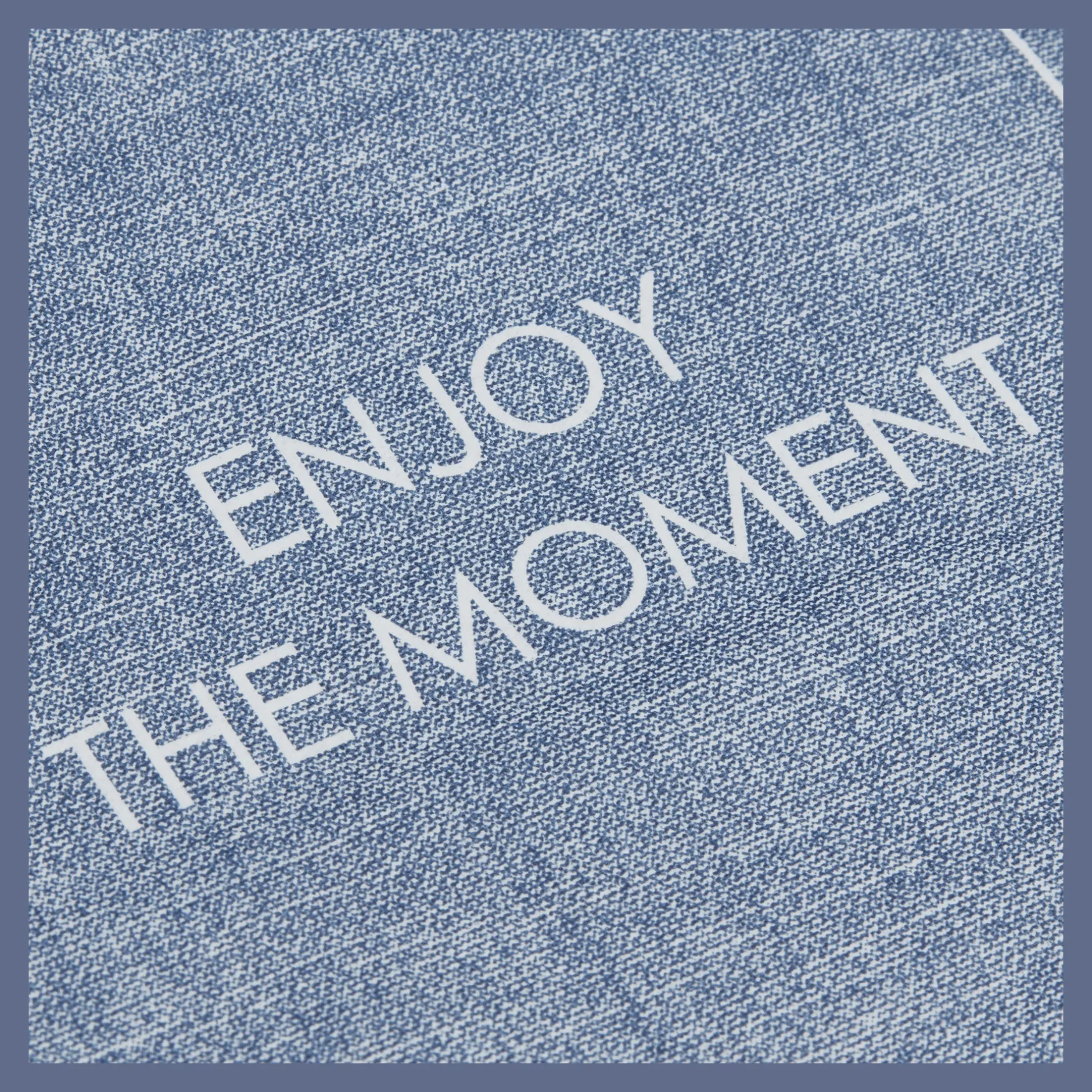 Hot Set of 20 Paper Napkins Tablecloths & Placemats