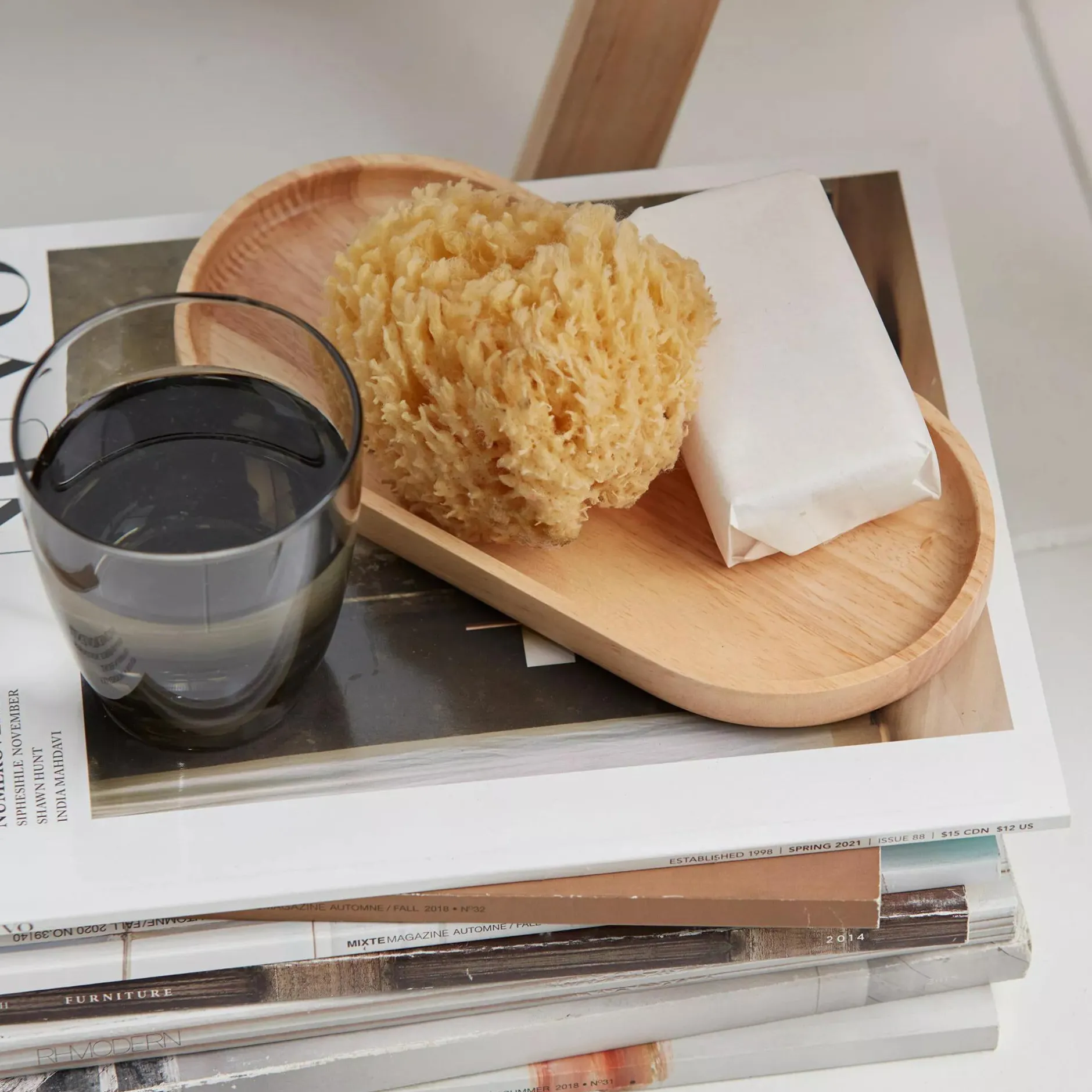 Outlet Storage Tray Bathroom Accessories