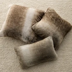 Wolf Faux Fur Decorative Pillow Decorative Throw Pillows